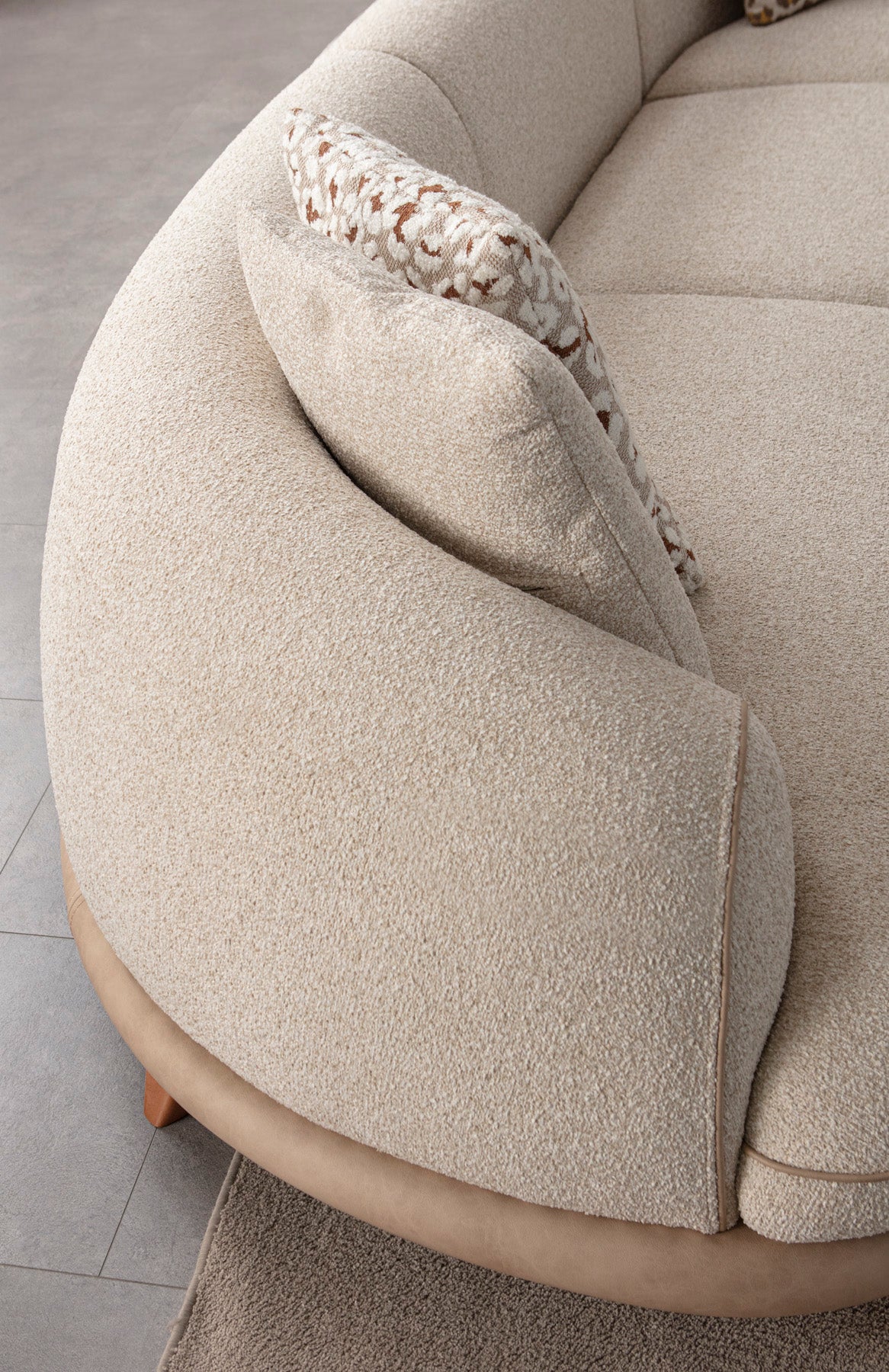 Orion L Three-seater sofa