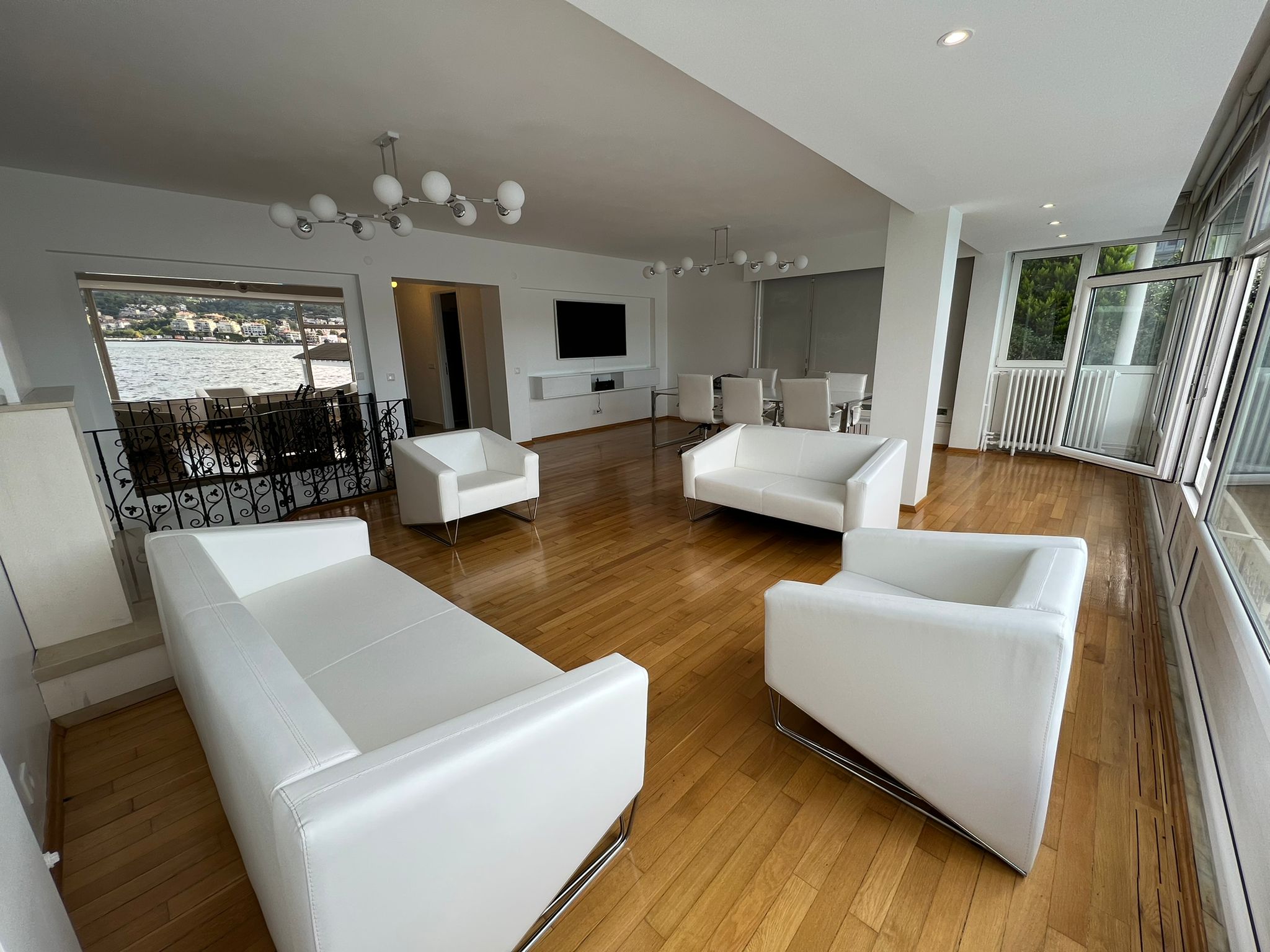 Attorney Beray Office Furniture