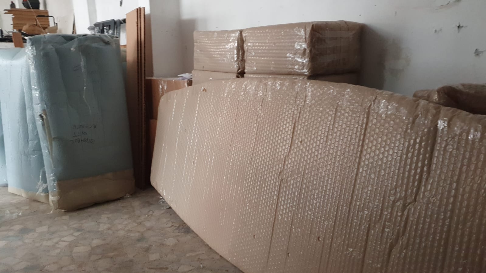 African Office Furniture Guinea