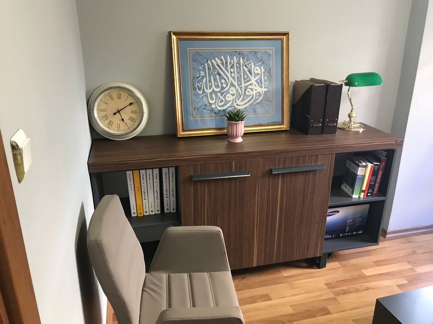 Mr. Fatih, Attorney at Law, Office Furniture Set