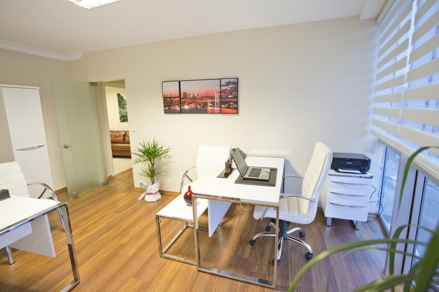White Office Furniture Sets Ulaş Bey Istanbul