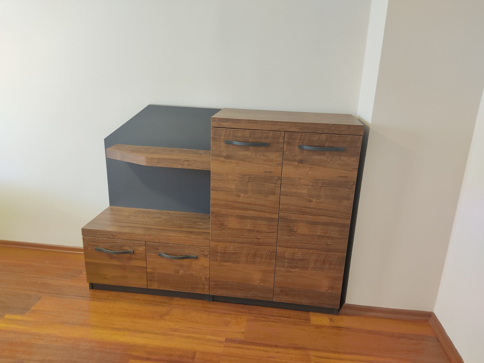 Office Furniture Reference