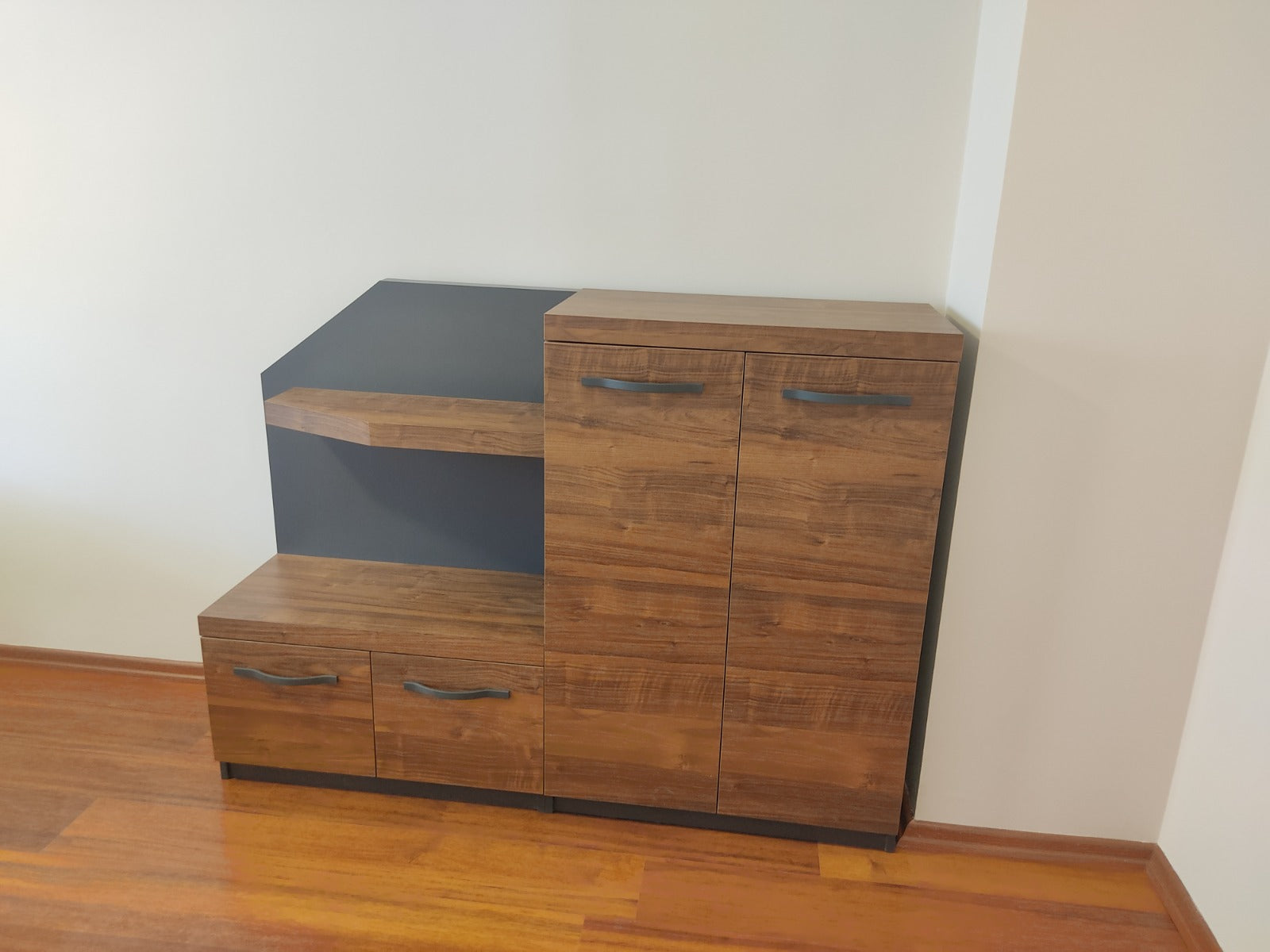 Office Furniture Reference