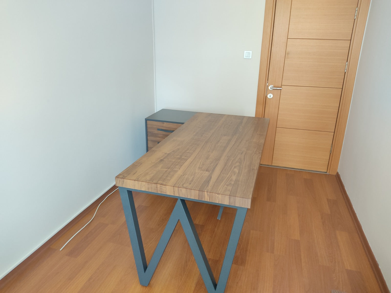 Office Furniture Reference
