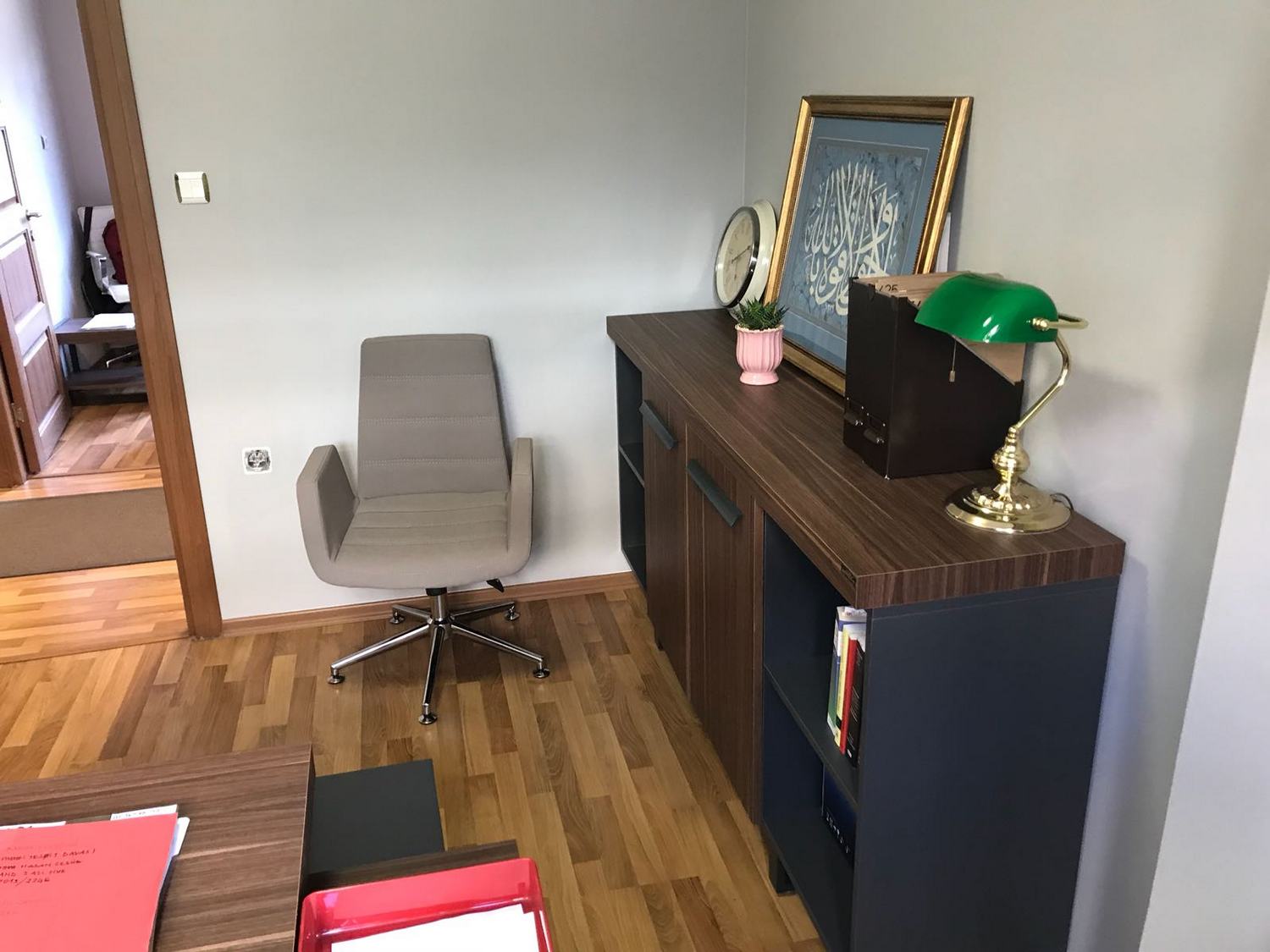Mr. Fatih, Attorney at Law, Office Furniture Set