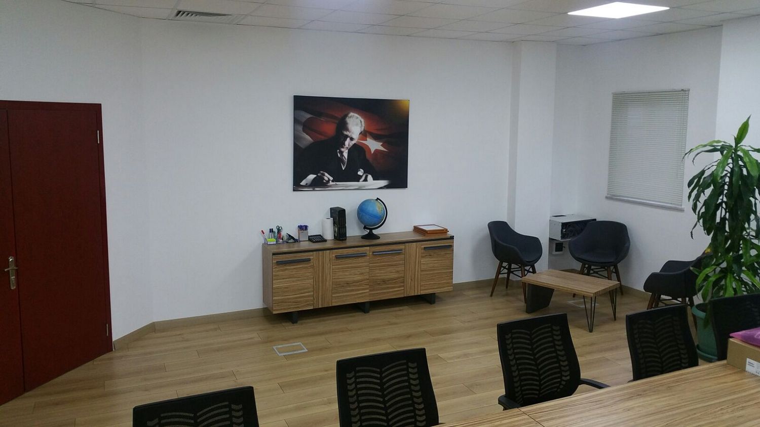 Long Table Meeting Room Era Electronics