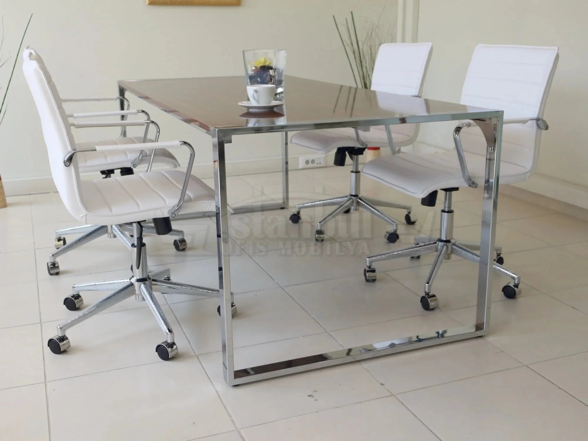 İstanbul Ofis Mobilya Apple modern ahşap tablalı ve krom ayaklı 4 kişilik ofis toplantı masası ve beyaz sandalyeler