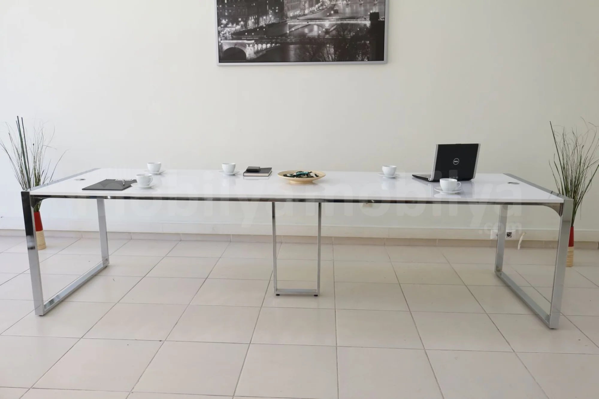 Büyük Apple Toplantı Masası ISTANBUL