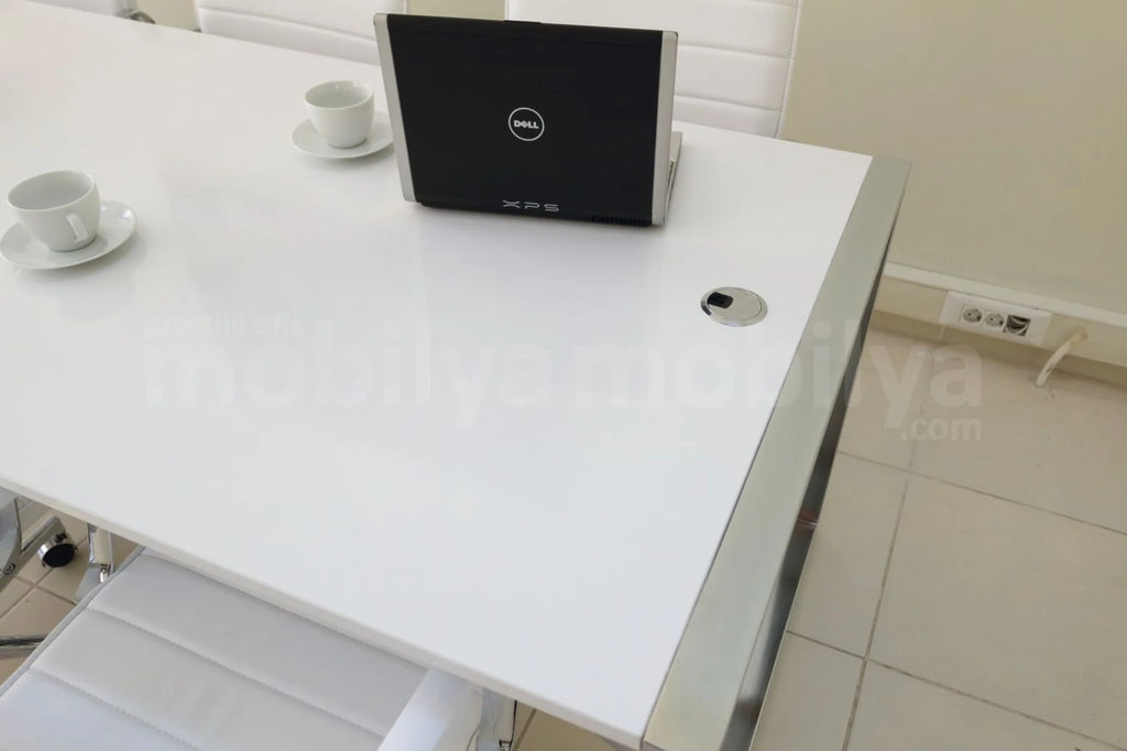 Büyük Apple Toplantı Masası ISTANBUL