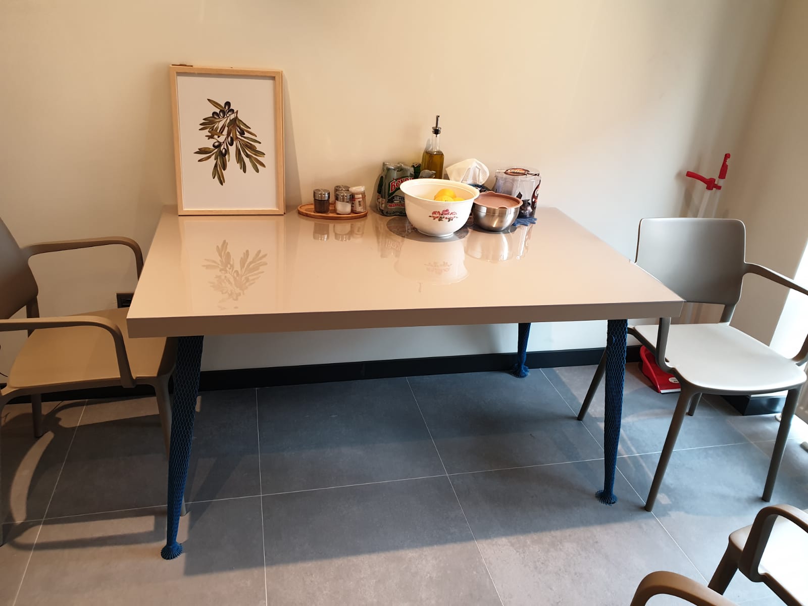 Bilgili Construction Office Furniture Decoration