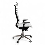 Scaun executiv anatomic cu egalizator și cadru metalic