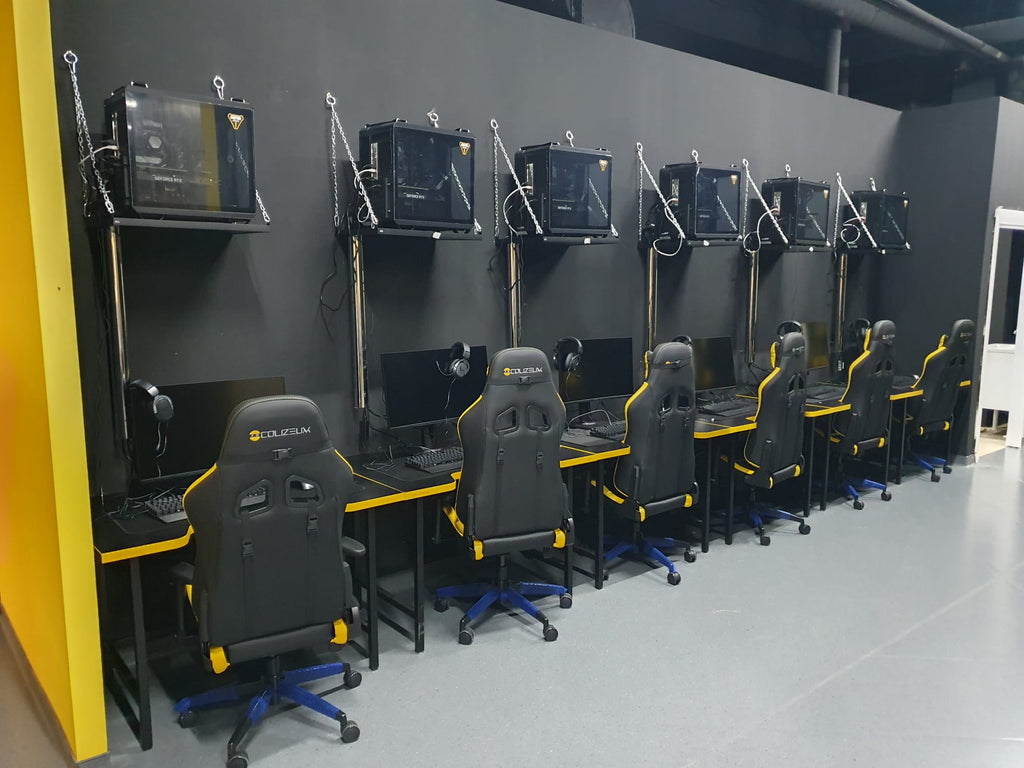 Colizeum Gaming Desks and Gaming Furniture