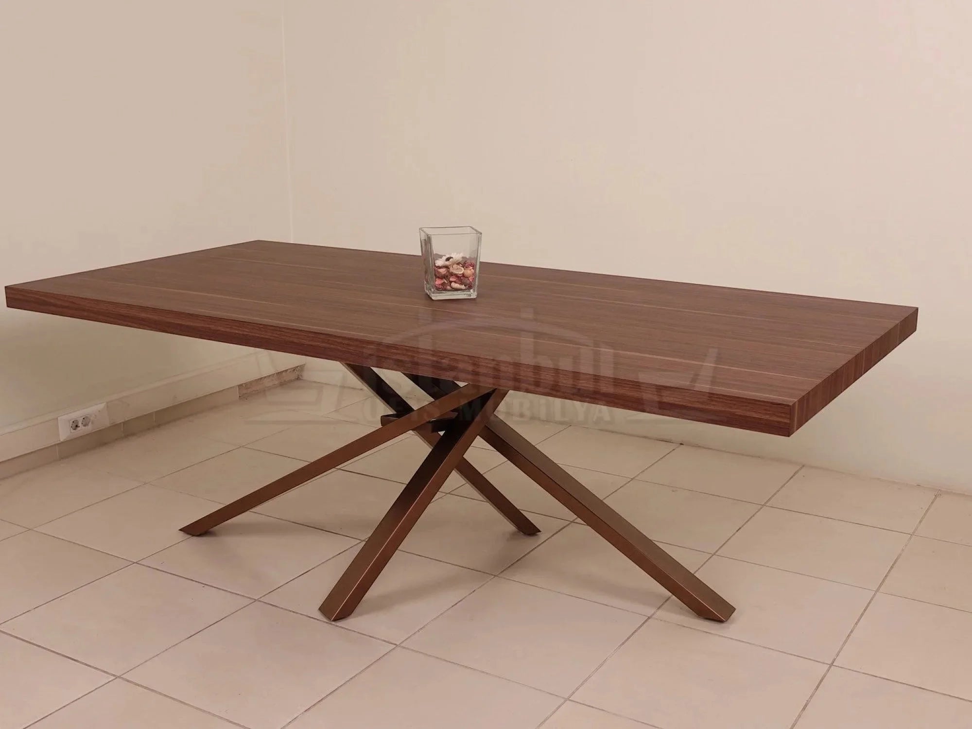 İstanbul Ofis Mobilya ahşap tasarım, çapraz ayaklı, modern ve geniş yüzeyli 220x100 cm dikdörtgen toplantı masası.