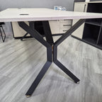 Modern Tasarımlı Ofis Toplantı Masası