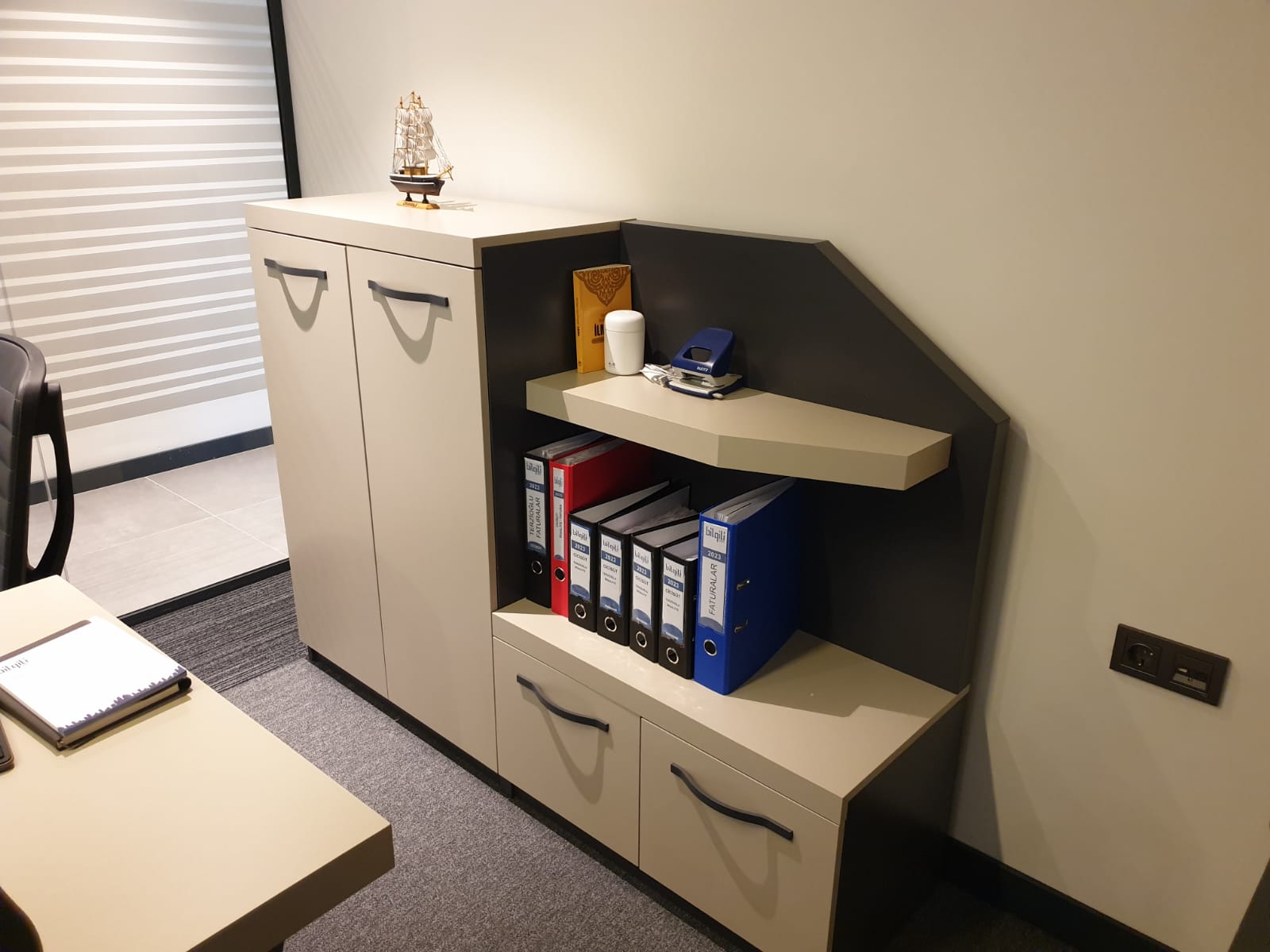 Bilgili Construction Office Furniture Decoration