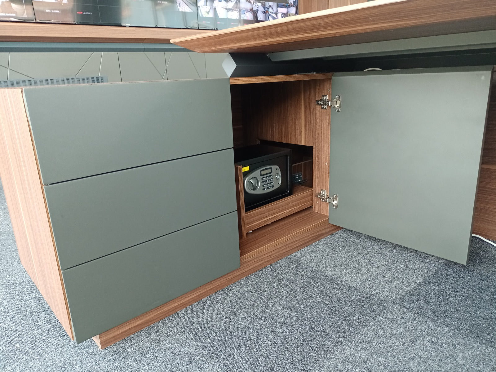 Office Furniture Designs