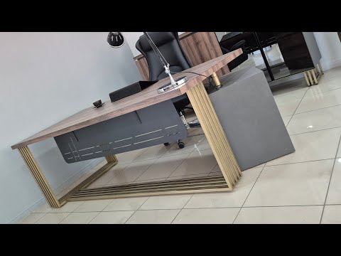 Quatre Executive Set