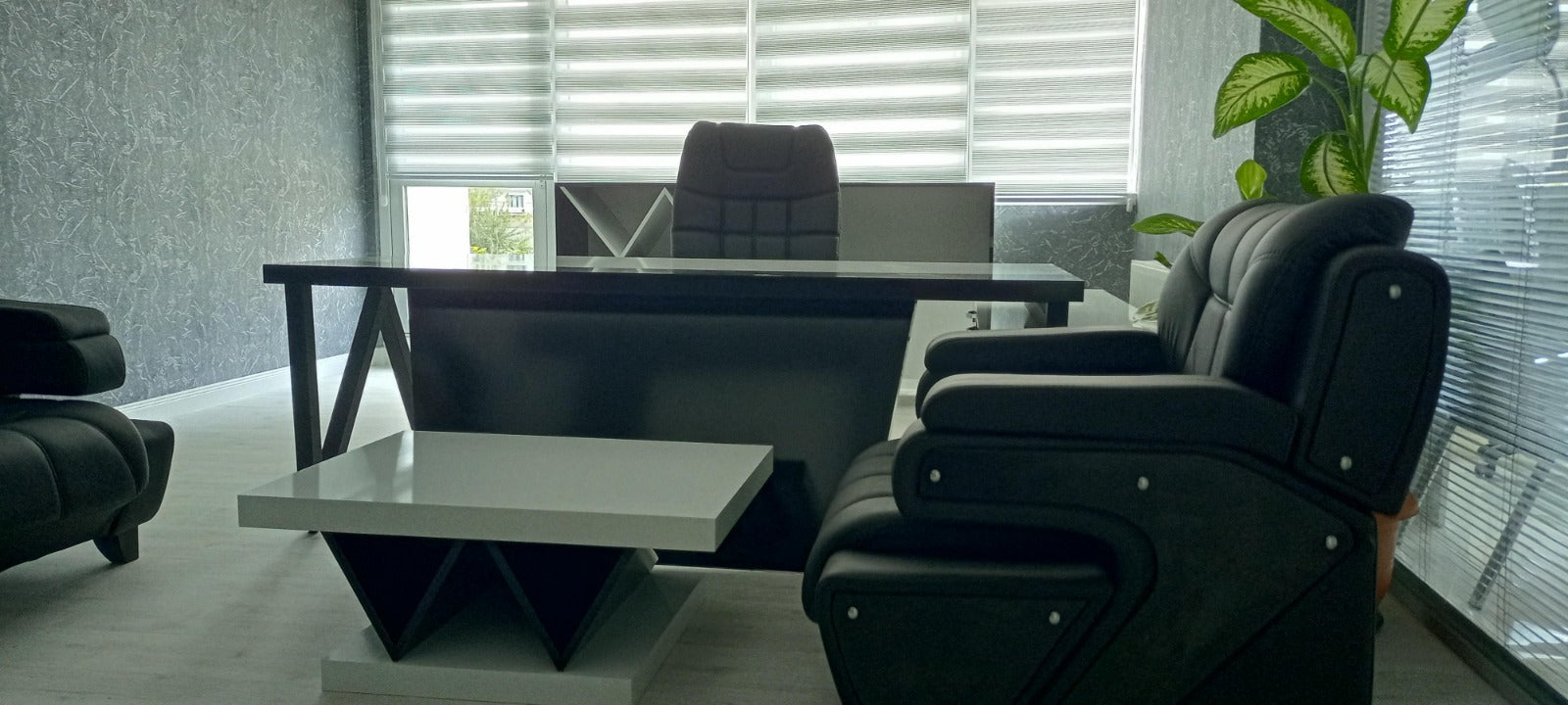 White Executive Office Furniture Set