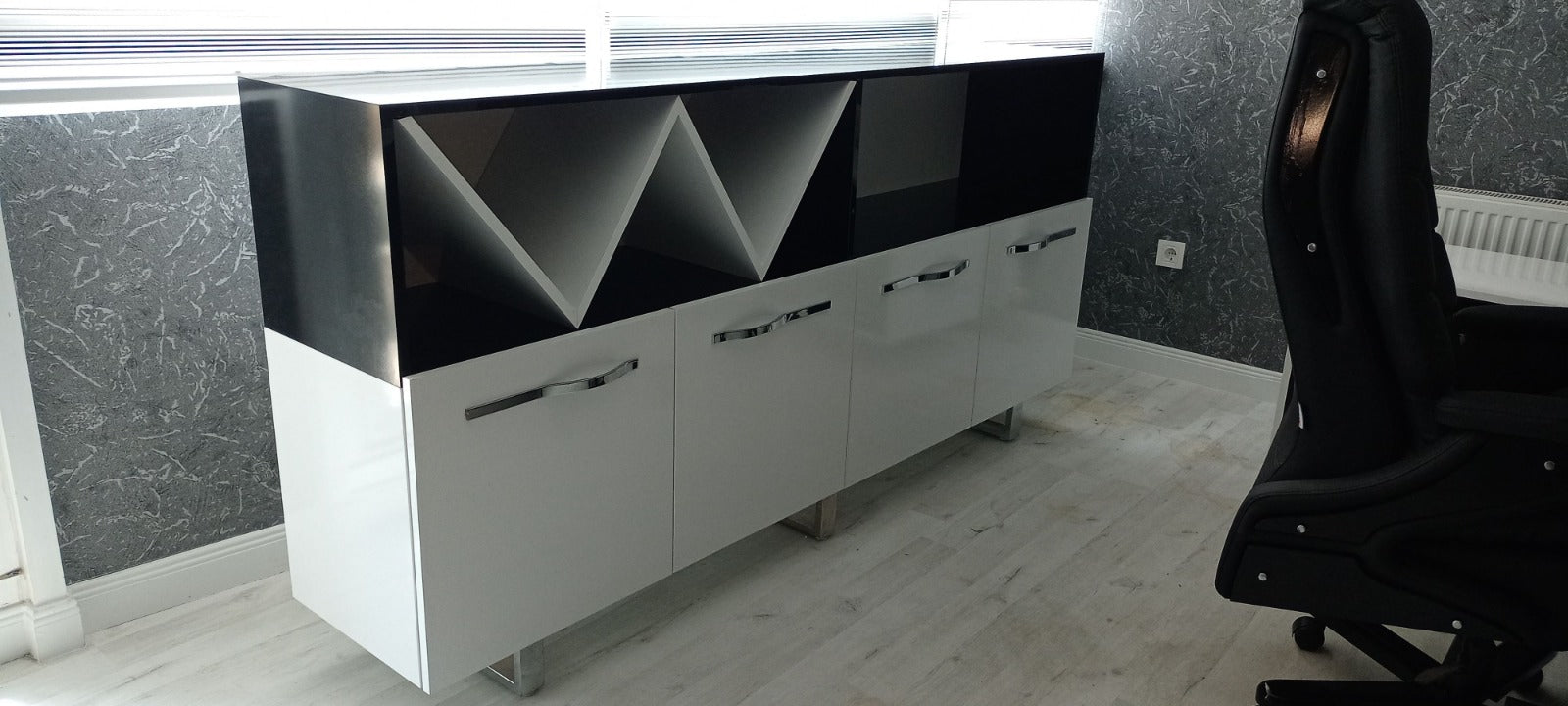 White Executive Office Furniture Set