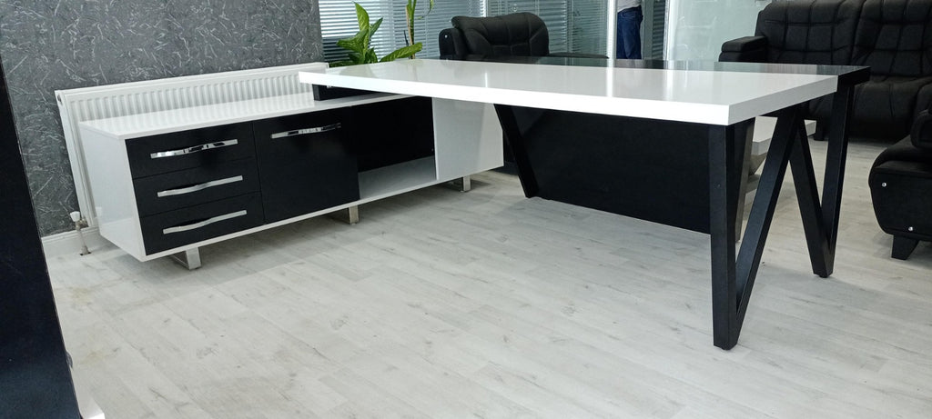 White Executive Office Furniture Set