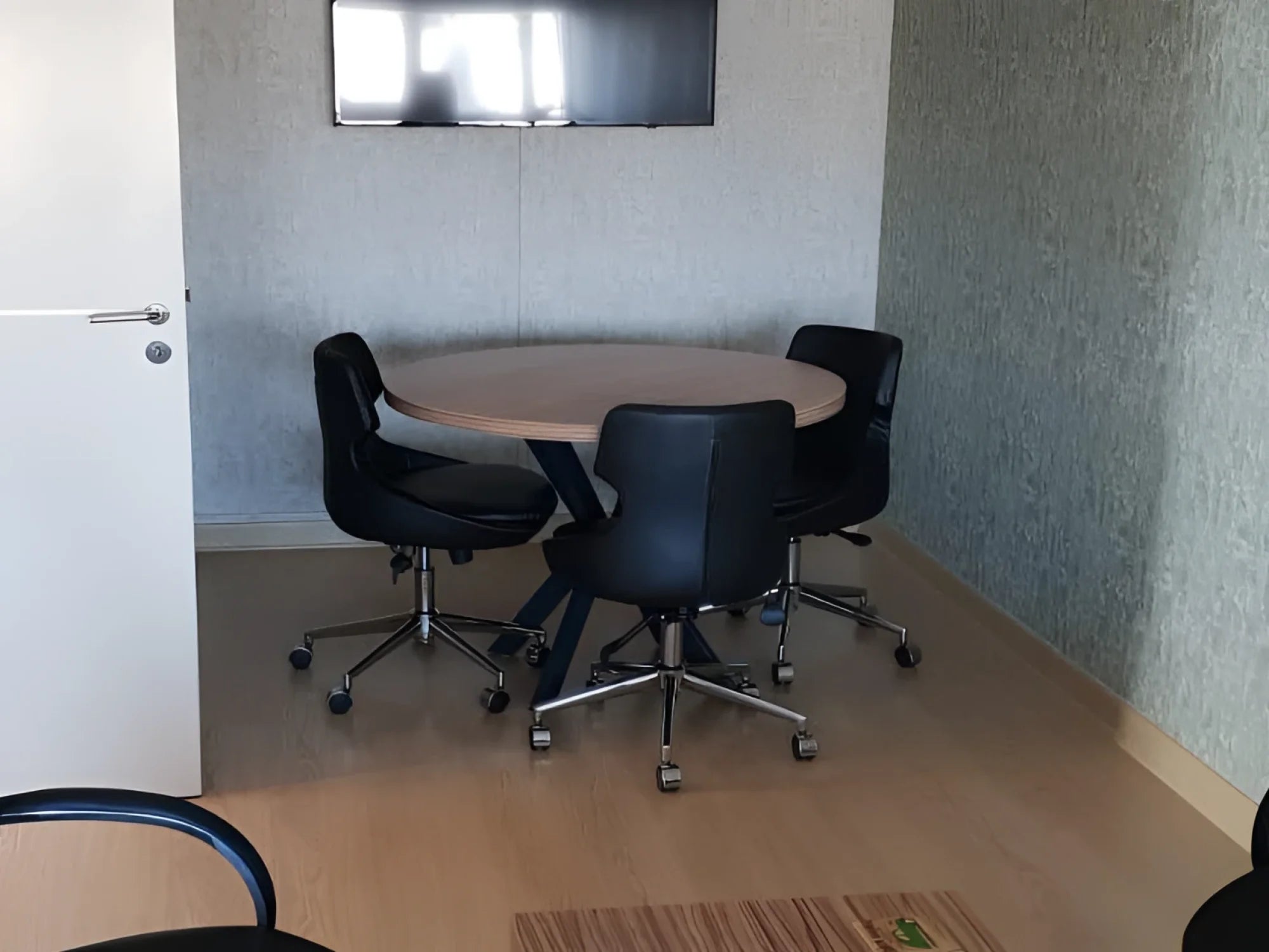 Yuvarlak Toplantı Masası Hannover ISTANBUL-TSI